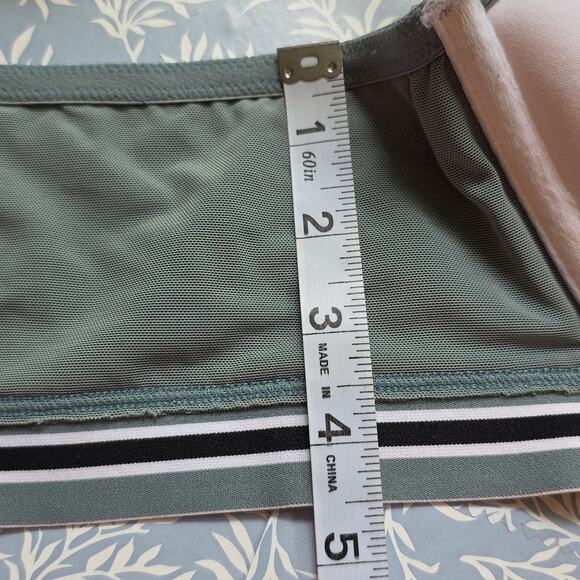 Cacique Sz 50B Boost Plunge Elegant Lace Underwire Bra Green And Black - Picture 8 of 12